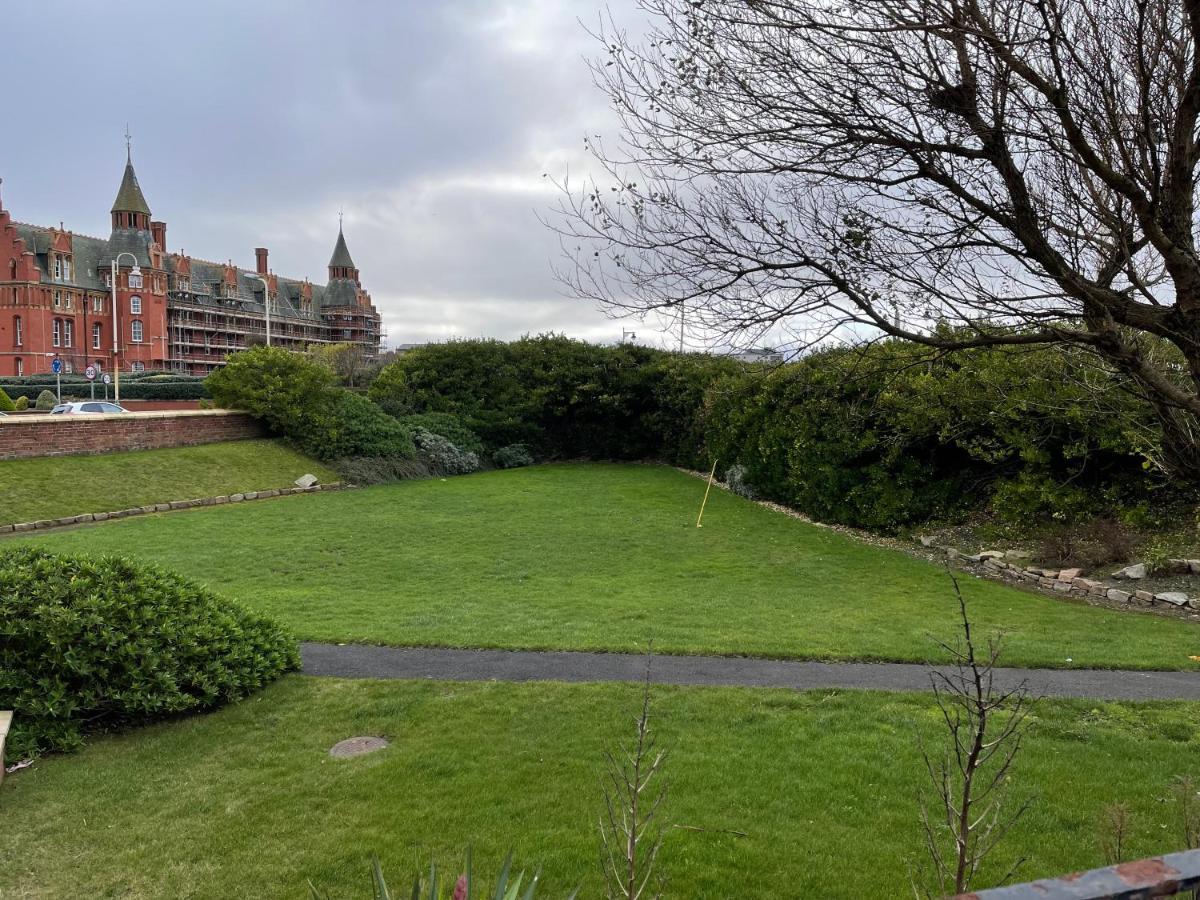 2 Bed Apartment Lakeside On The Promenade Southport Luaran gambar