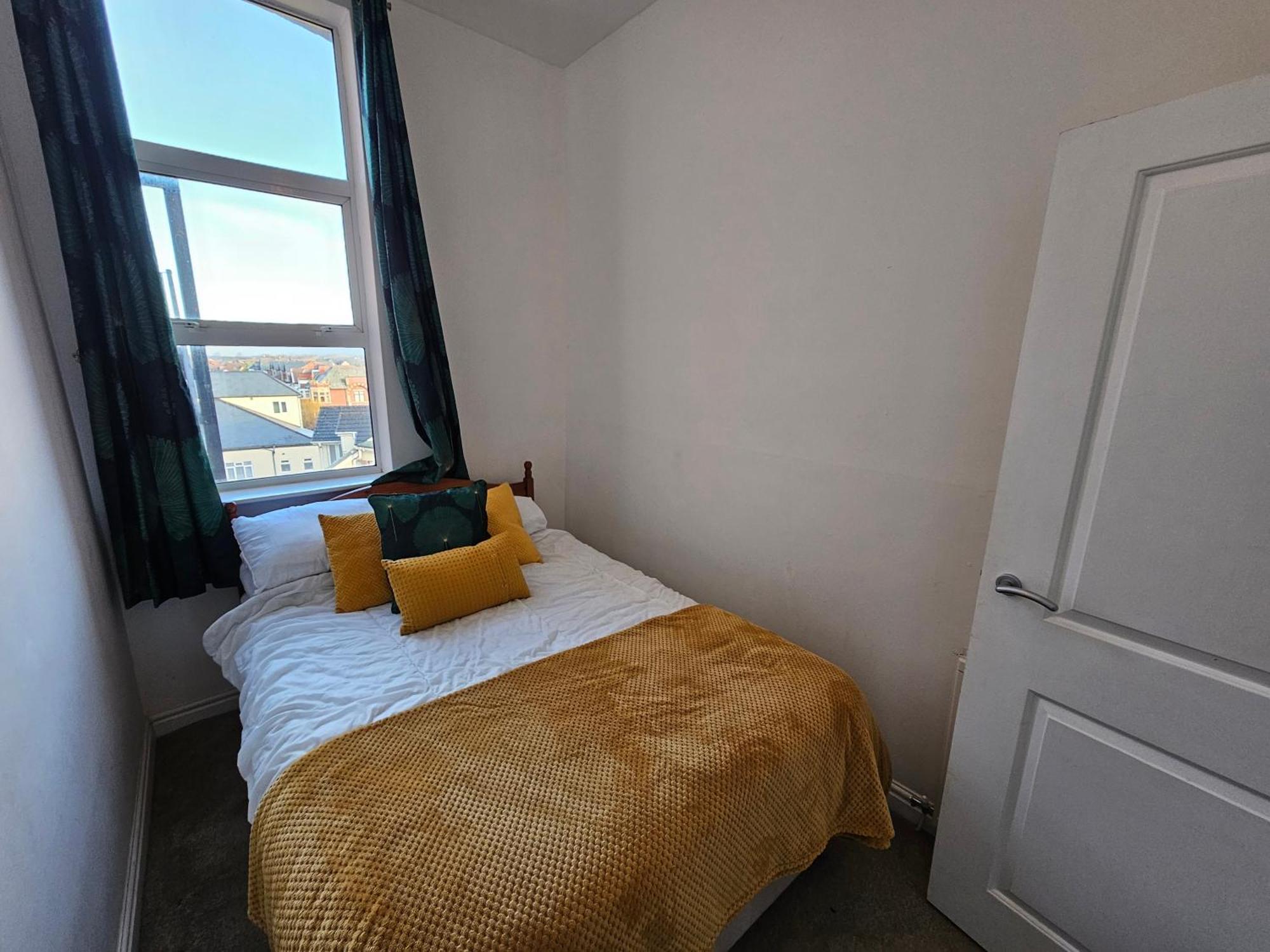 2 Bed Apartment Lakeside On The Promenade Southport Luaran gambar