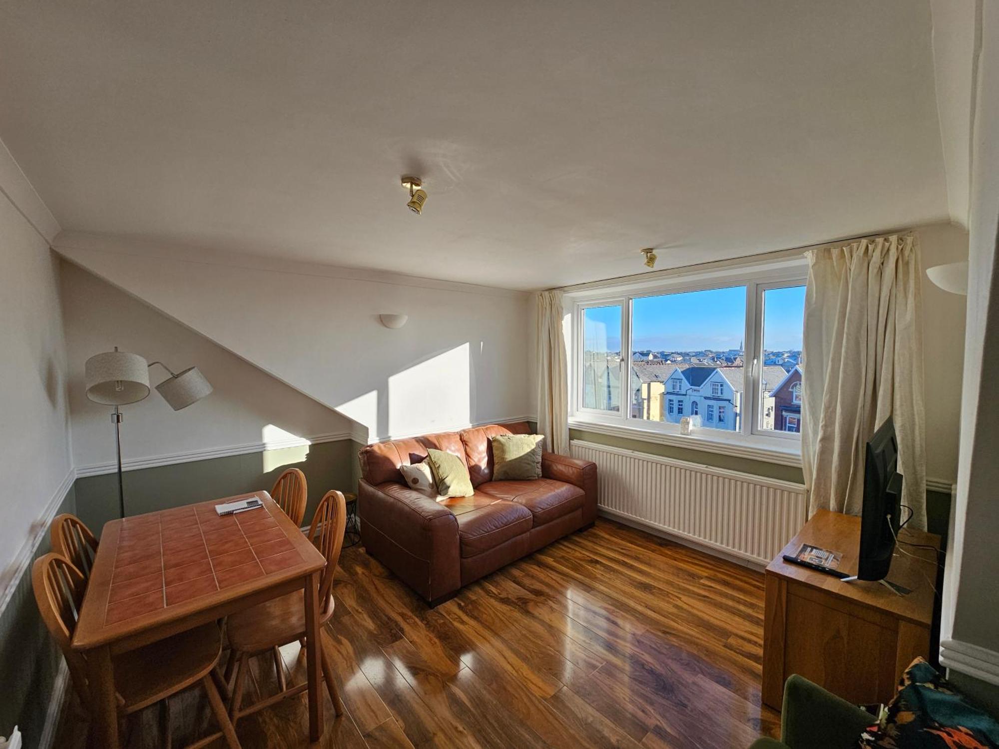 2 Bed Apartment Lakeside On The Promenade Southport Luaran gambar