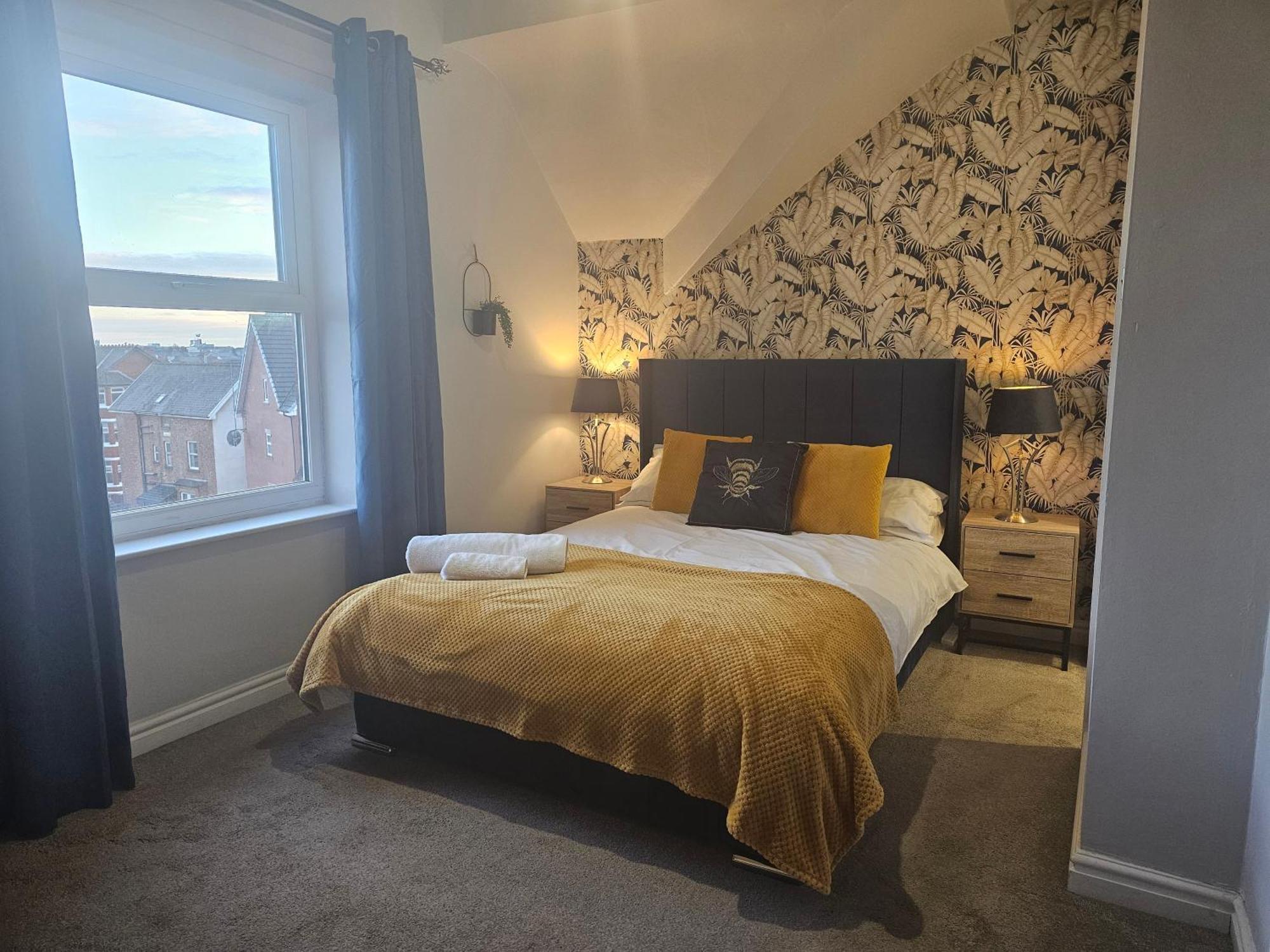 2 Bed Apartment Lakeside On The Promenade Southport Luaran gambar